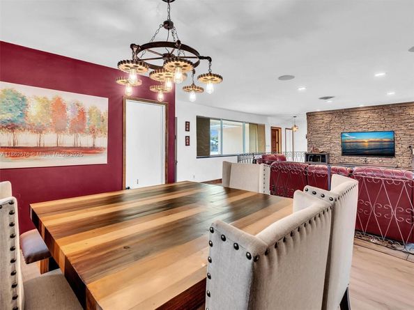 20350 Highland Lakes Blvd, Miami FL 33179