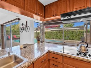 20350 Highland Lakes Blvd, Miami FL 33179