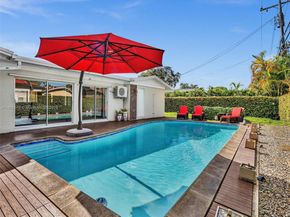 20350 Highland Lakes Blvd, Miami FL 33179