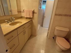 8431 SW 27th Ter, Miami FL 33155