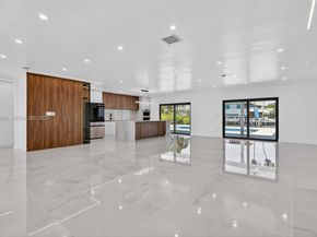 607 Layne Blvd, Hallandale Beach FL 33009