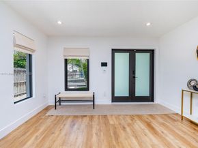412 NW 41st St, Miami FL 33127
