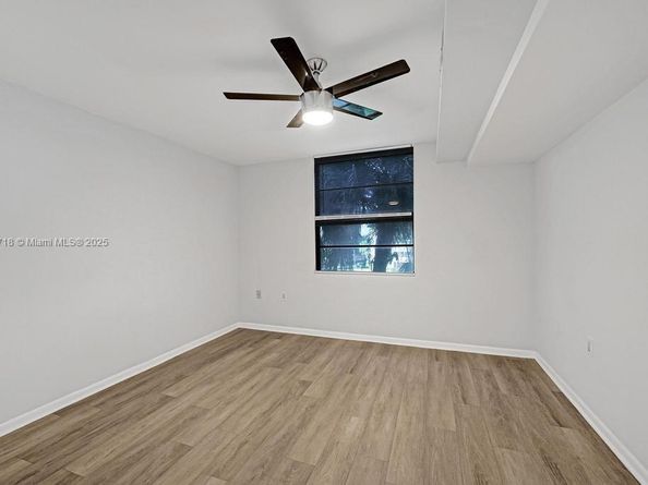 1715 Whitehall Dr 305, Davie FL 33324