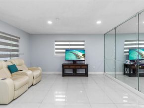 1211 NW 179th St, Miami Gardens FL 33169
