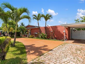 1211 NW 179th St