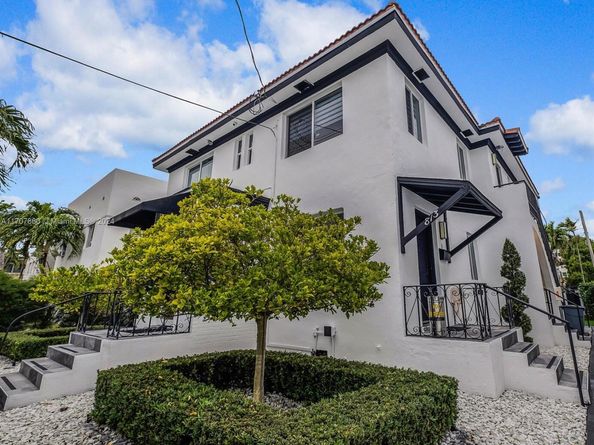 813-15 39th, Miami Beach FL 33140