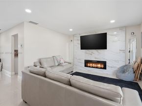 11420 NW 32nd Pl, Sunrise FL 33323