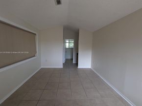 15201 Glenmoor Dr 15201, West Palm Beach FL 33409