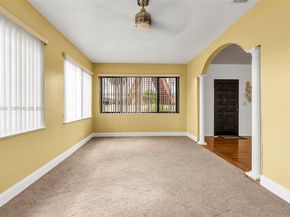 3694 NW 20th St, Miami FL 33142