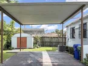 3694 NW 20th St, Miami FL 33142