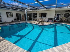 910 N 14th Ct, Hollywood FL 33020