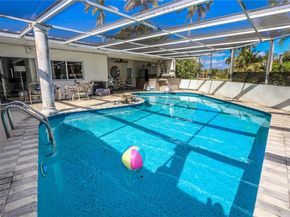 910 N 14th Ct, Hollywood FL 33020