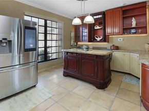 910 N 14th Ct, Hollywood FL 33020