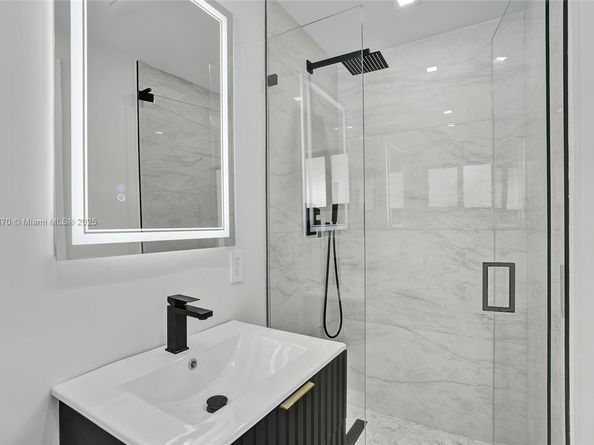 1931 NE 186th Dr, North Miami Beach FL 33179