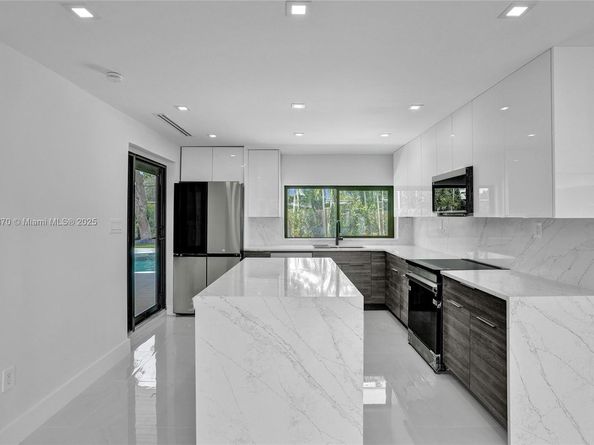 1931 NE 186th Dr, North Miami Beach FL 33179