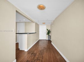 900 Bay Dr 321, Miami Beach FL 33141