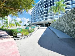 900 Bay Dr 321, Miami Beach FL 33141
