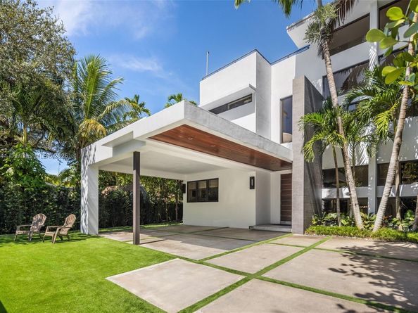 2321 Trapp Ave, Coconut Grove FL 33133