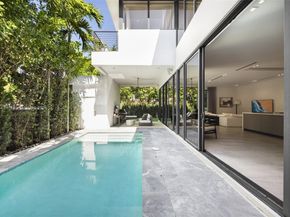 2321 Trapp Ave, Coconut Grove FL 33133