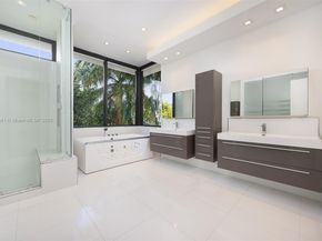 2321 Trapp Ave, Coconut Grove FL 33133