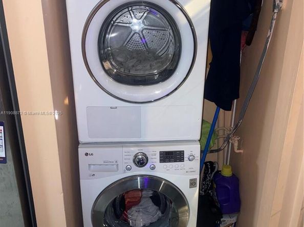 1832 SW 3rd St, Miami FL 33135