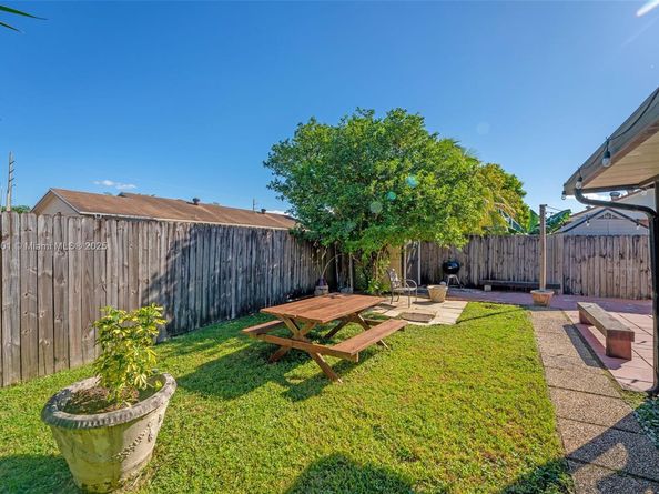 14273 SW 153rd Ter, Miami FL 33177