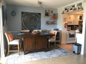 320 S Surf Rd 305, Hollywood FL 33019