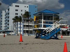 320 S Surf Rd 305, Hollywood FL 33019