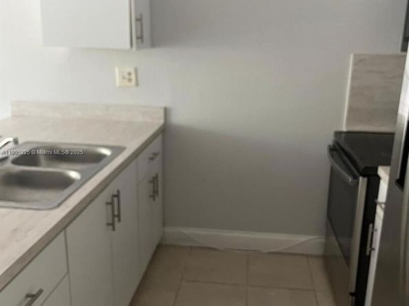 2701 Riverside Dr 203B, Coral Springs FL 33065