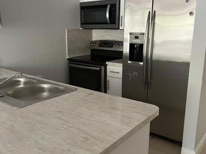 2701 Riverside Dr 203B, Coral Springs FL 33065