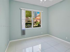 3728 NE 208th Ter, Aventura FL 33180
