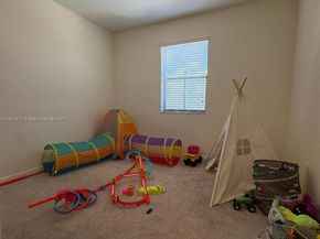 3736 NE 2nd St, Homestead FL 33033