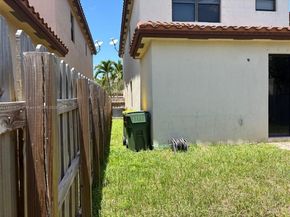 3736 NE 2nd St, Homestead FL 33033