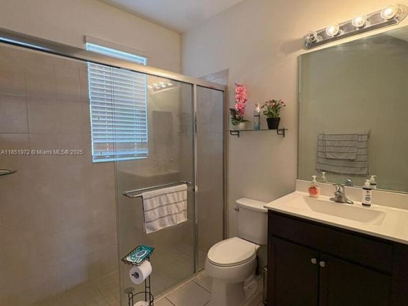 3736 NE 2nd St, Homestead FL 33033