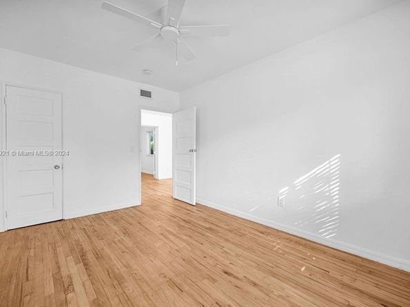 6210 NE 5th Ave, Miami FL 33138