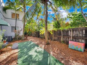 6210 NE 5th Ave, Miami FL 33138