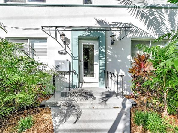 6210 NE 5th Ave, Miami FL 33138