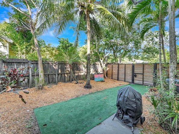 6210 NE 5th Ave, Miami FL 33138