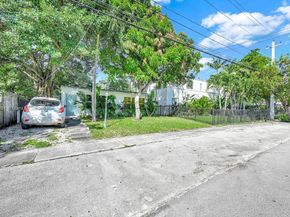 6210 NE 5th Ave, Miami FL 33138