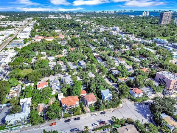 6210 NE 5th Ave, Miami FL 33138