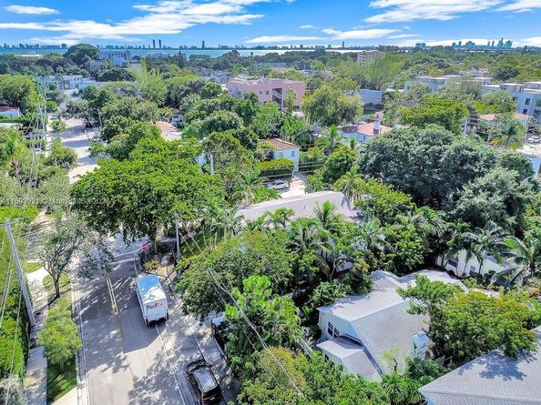 6210 NE 5th Ave, Miami FL 33138