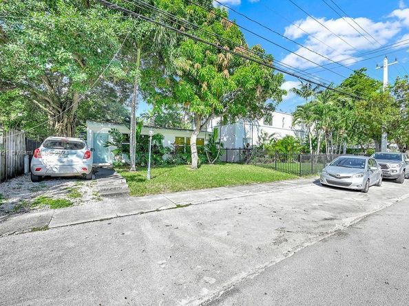 6210 NE 5th Ave, Miami FL 33138
