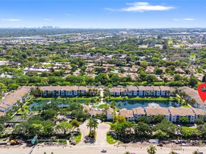 2640 S University Dr 111, Davie FL 33328