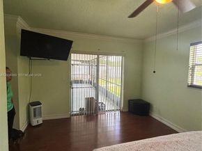 7471 SW 1st St, Margate FL 33068