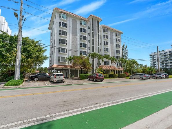 9341 E Bay Harbor PH B, Bay Harbor Islands FL 33154