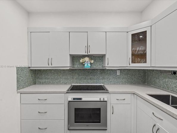 9341 E Bay Harbor PH B, Bay Harbor Islands FL 33154