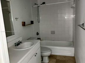 50 Menores Ave 832, Coral Gables FL 33134