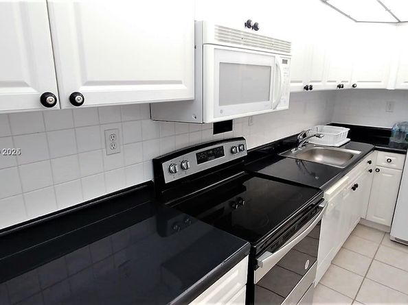 1000 West Ave 1201, Miami Beach FL 33139