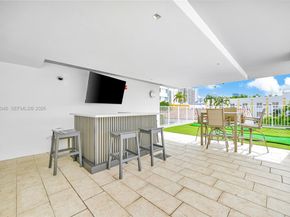 2829 Indian Creek Dr 410, Miami Beach FL 33140