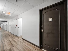 2829 Indian Creek Dr 410, Miami Beach FL 33140